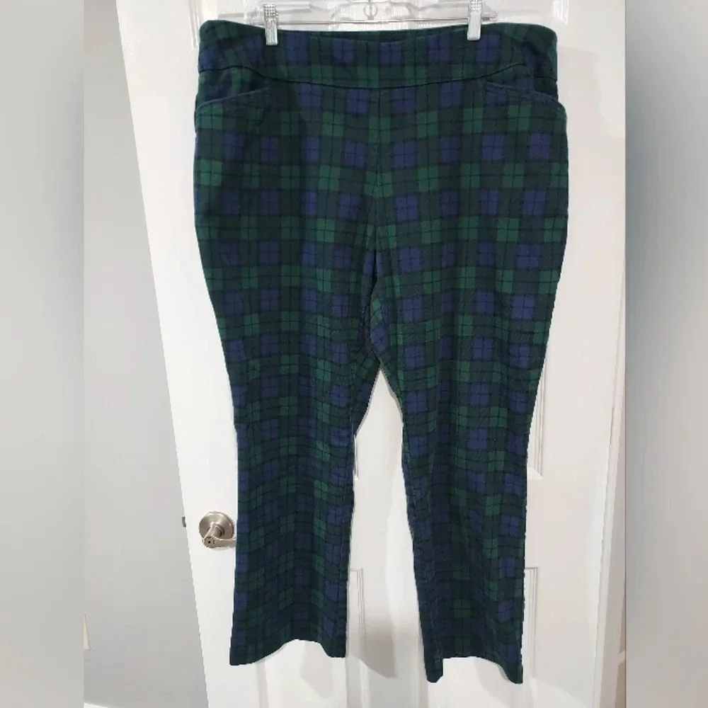 Croft & Barrow Blue and Green Plaid Effortless Stretch Bootcut Pants in Size 20W